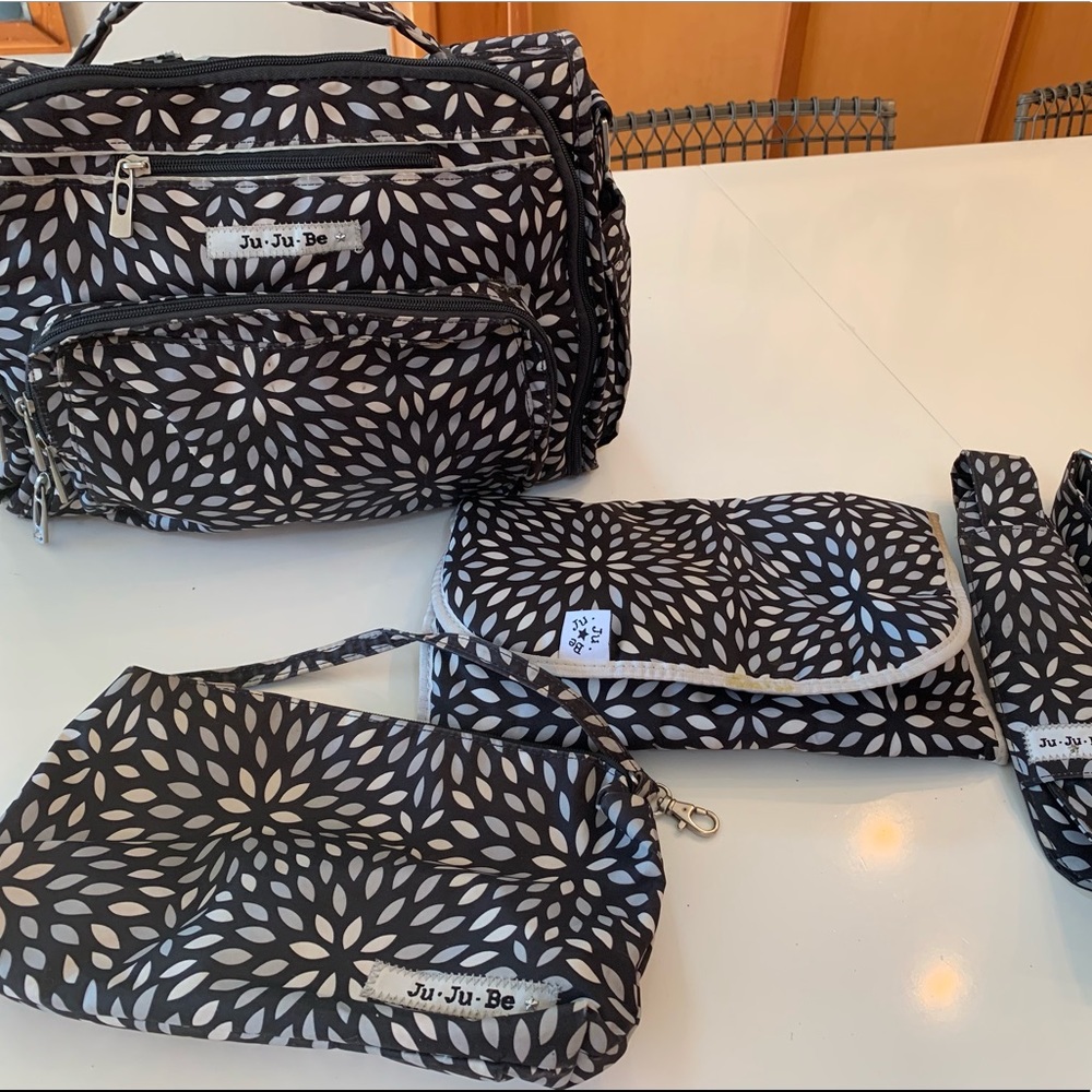 Ju ju be diaper bag, wet bag, changing pad